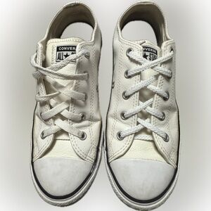 Converse Chuck Taylor Leather Junior White Low Top Size 3
